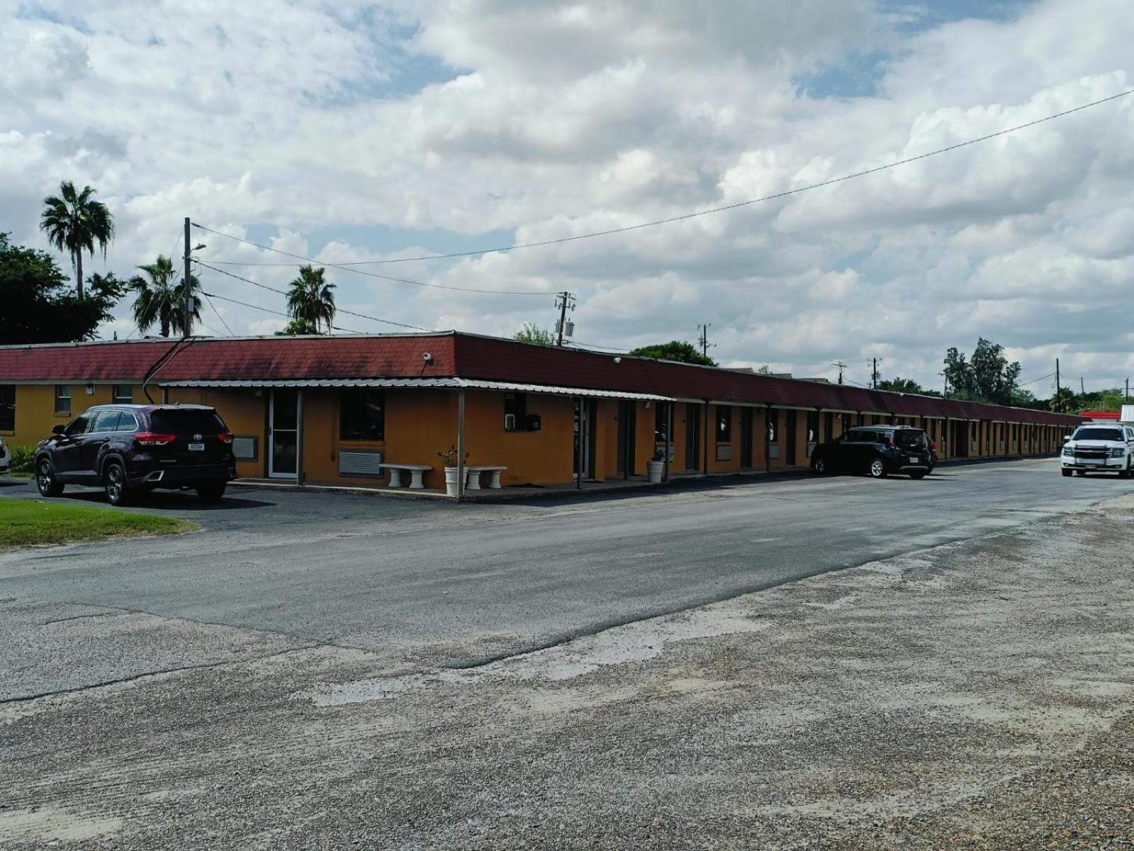 Budget Inn By Oyo Edinburg Hwy 281 Екстер'єр фото
