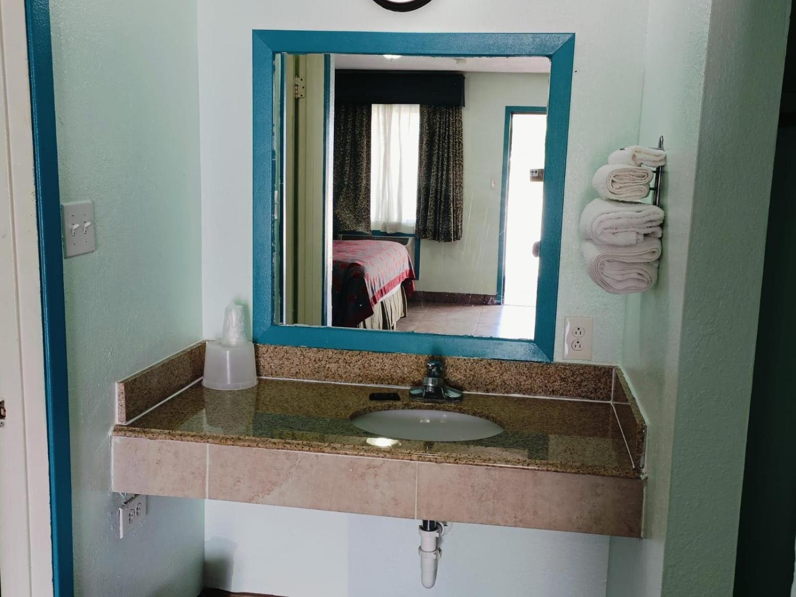 Budget Inn By Oyo Edinburg Hwy 281 Екстер'єр фото